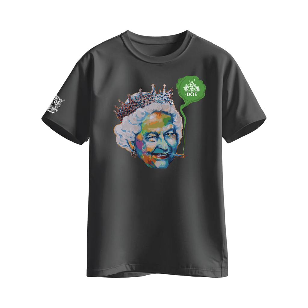 DOE Queen Logo - T-SHIRT
