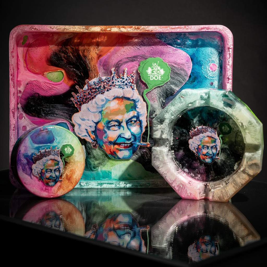 Queen Resin 4 Piece Rolling set ( hand made )